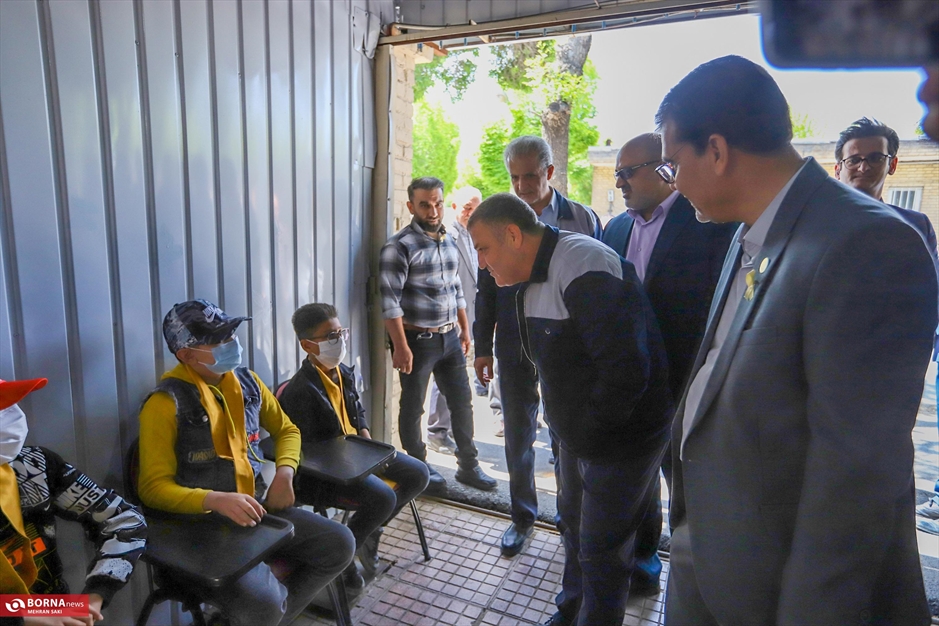بازدید تیم فوتبال آلومینیوم اراک از موسسه خیریه حامی یار