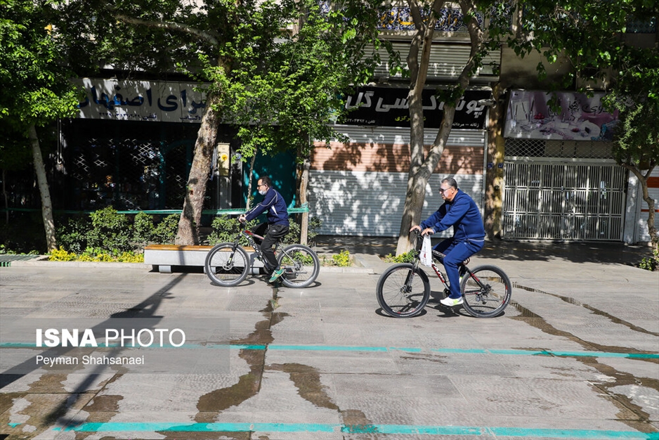 زندگی در اصفهان جاری است