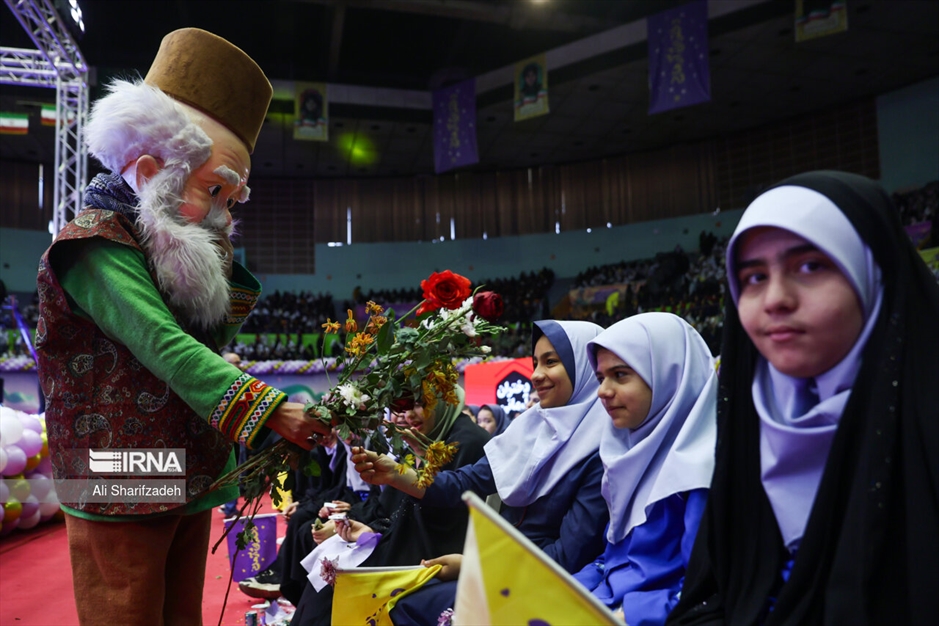 جشن روز دختر "دختران آرمانی"