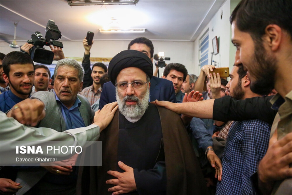 قاب‌هایی ماندگار؛ رئیسی در میدان خدمت