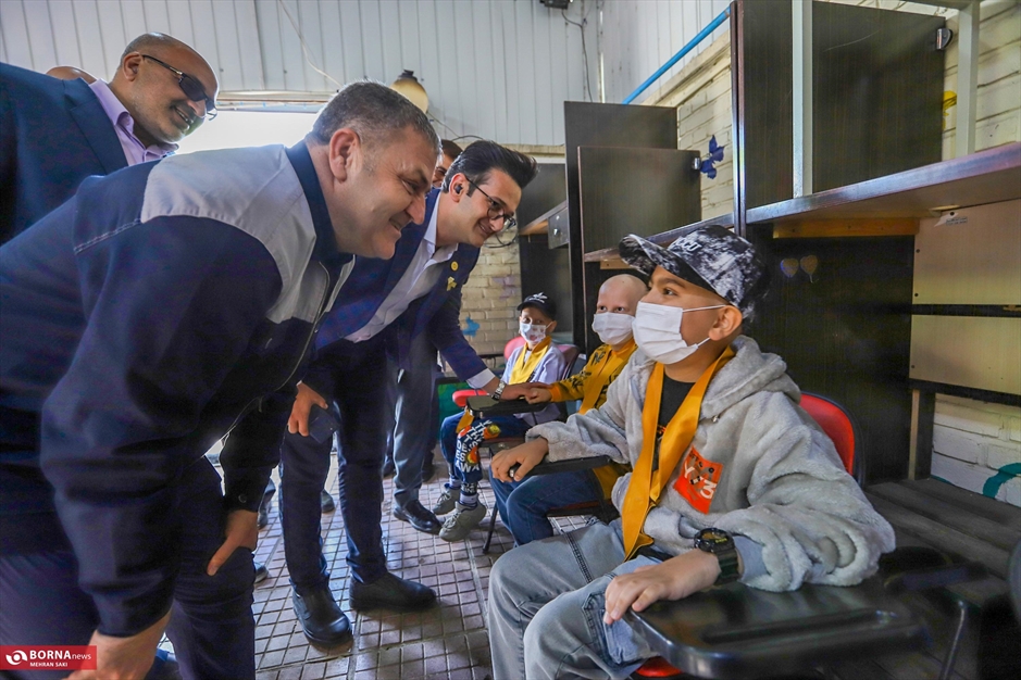 بازدید تیم فوتبال آلومینیوم اراک از موسسه خیریه حامی یار