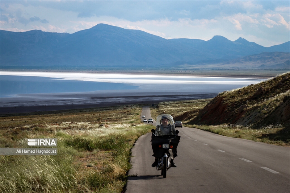 نجات دریاچه