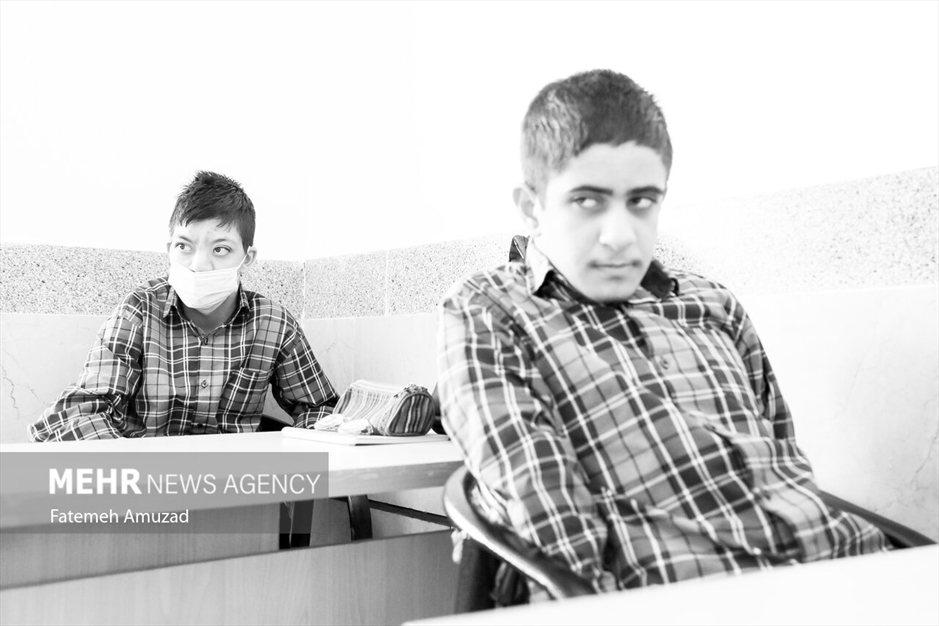 معلمان دل‌های روشن