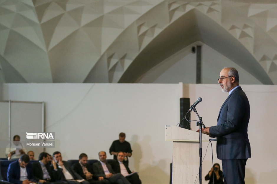 سی و پنجمین نمایشگاه کتاب تهران- روز ششم