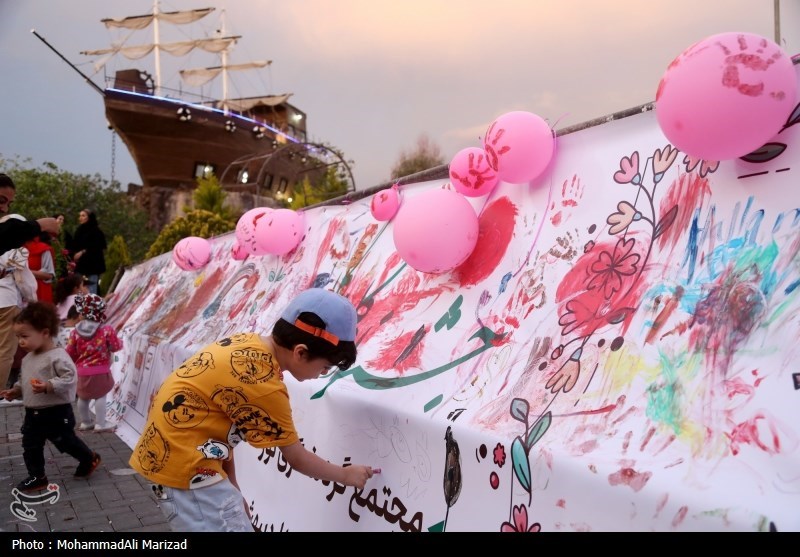 جشنواره گل و گلاب در محلات