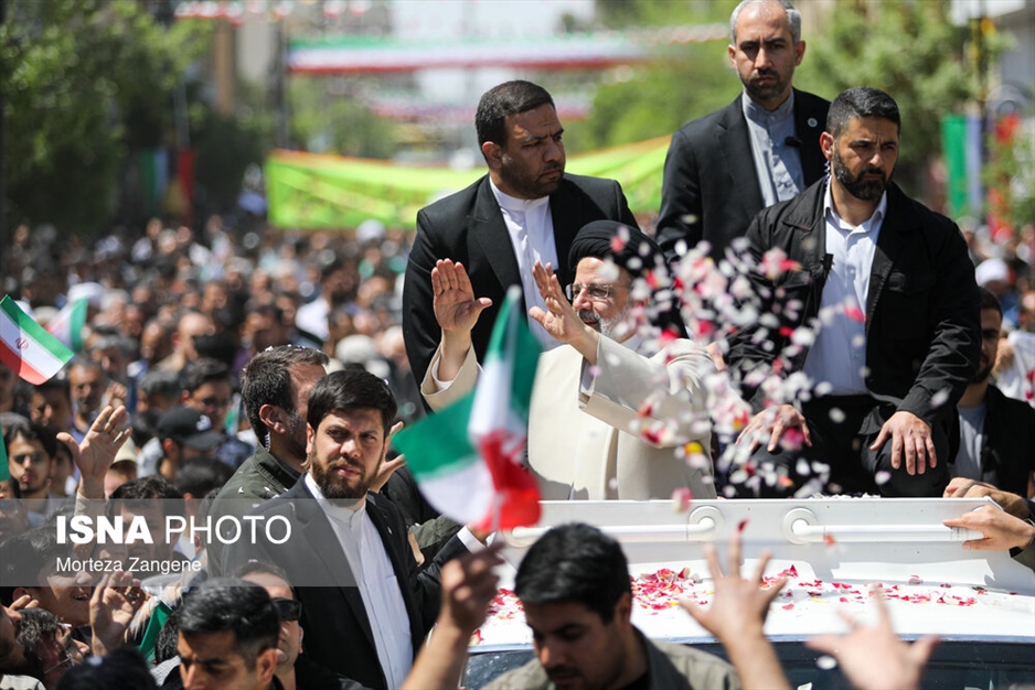 قاب‌هایی ماندگار؛ رئیسی در میدان خدمت