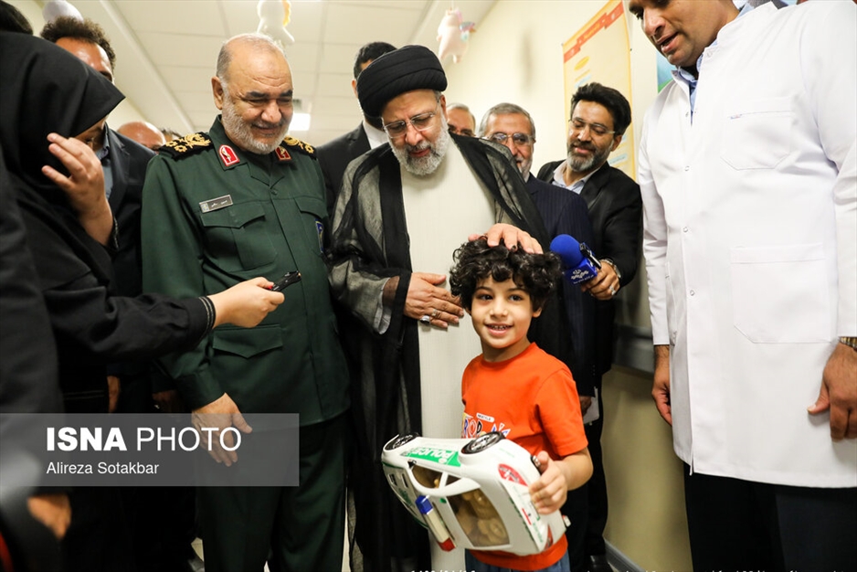 قاب‌هایی ماندگار؛ رئیسی در میدان خدمت