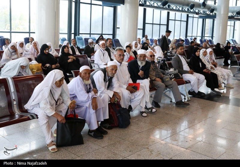 نخستین پرواز زائران عمره خراسانی از فرودگاه مشهد