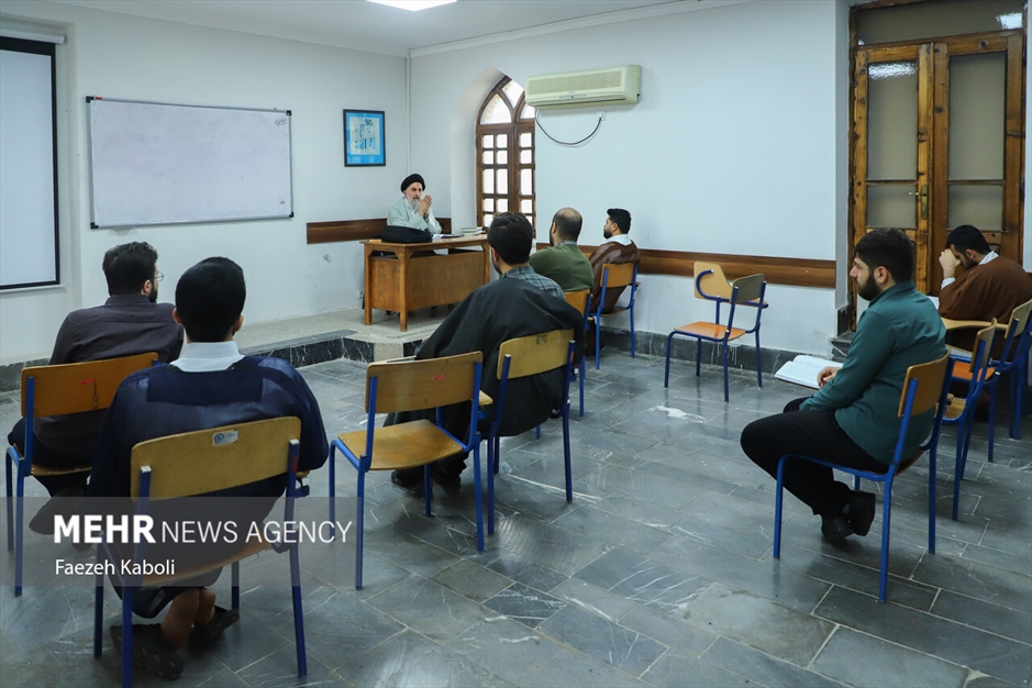 زندگی طلبگی