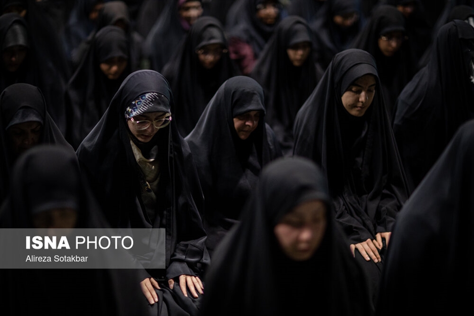 اجتماع دانشگاهیان تهران در سوگ رئیس جمهور