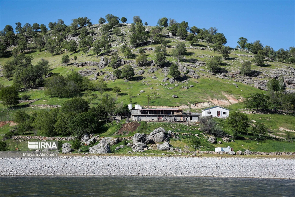 تدریس در کوچکترین مدرسه دنیا