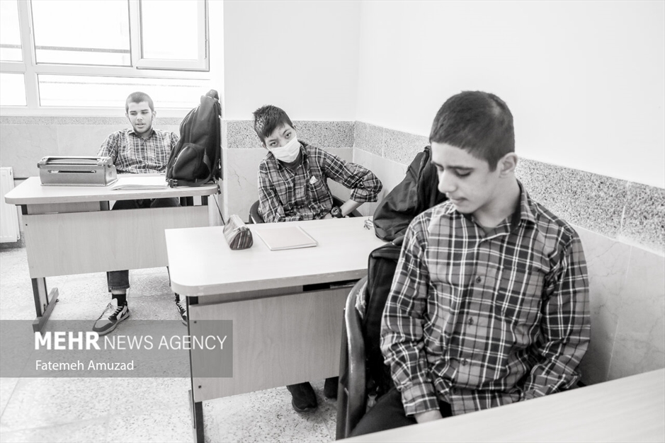 معلمان دل‌های روشن