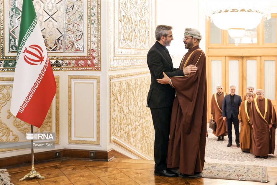 دیدار وزیر امور خارجه عمان با سرپرست وزارت خارجه