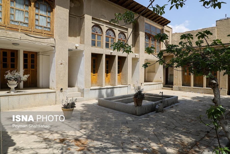 مجموعه خانه‌های تاریخی در هم تنیده قزوینی‌ها، کهکشانی، ابطحی