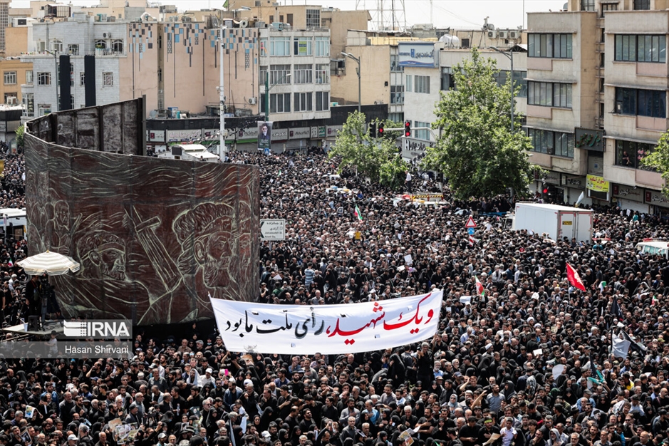 تشییع شهدای خدمت در تهران-۲