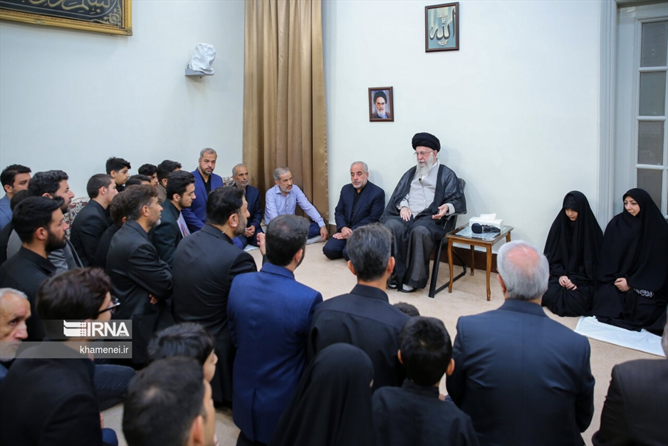 بزرگداشت شهدای خدمت در حسینیه امام خمینی(ره)