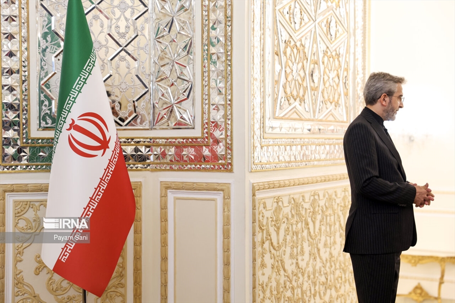 دیدار وزیر امور خارجه عمان با سرپرست وزارت خارجه