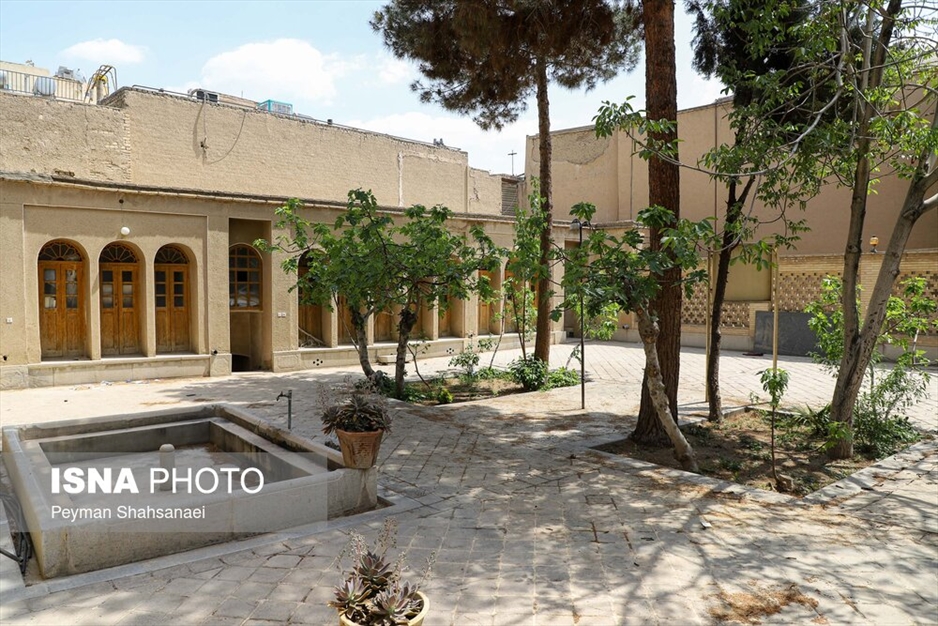 مجموعه خانه‌های تاریخی در هم تنیده قزوینی‌ها، کهکشانی، ابطحی