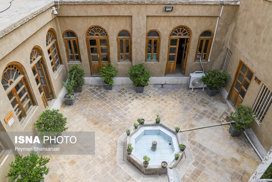 مجموعه خانه‌های تاریخی در هم تنیده قزوینی‌ها، کهکشانی، ابطحی