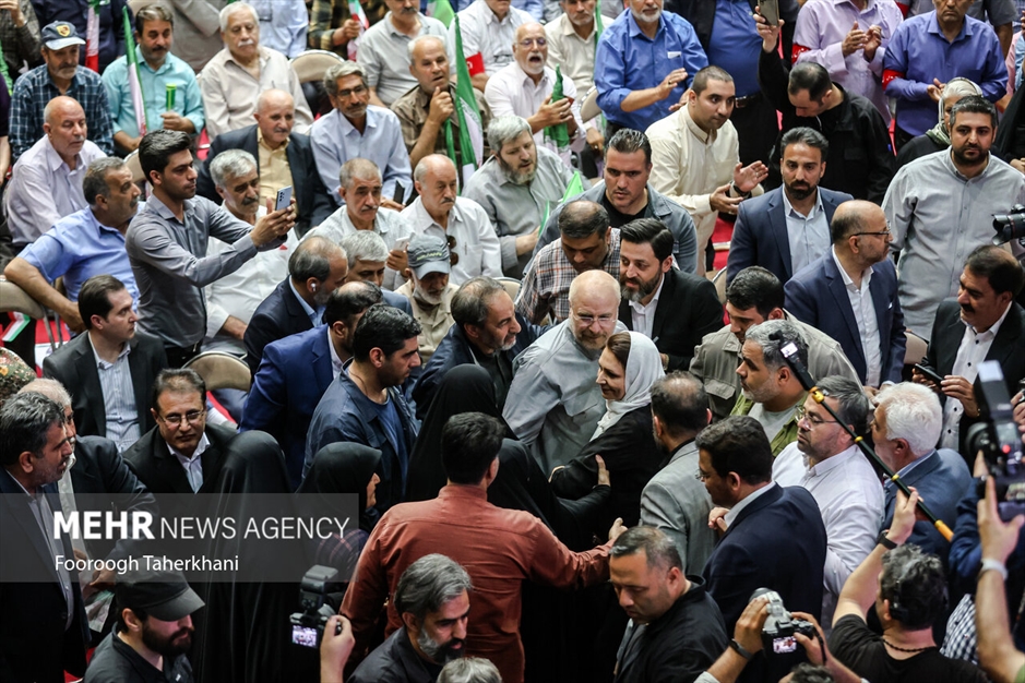 گردهمایی کارگران و بازنشستگان با حضور محمدباقر قالیباف