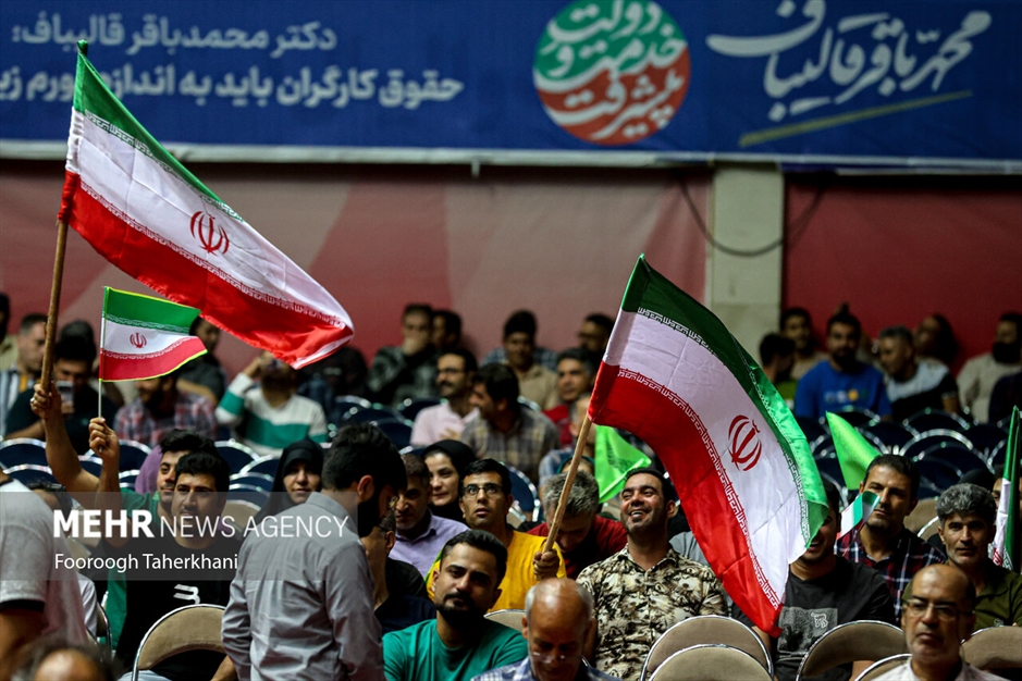 گردهمایی کارگران و بازنشستگان با حضور محمدباقر قالیباف