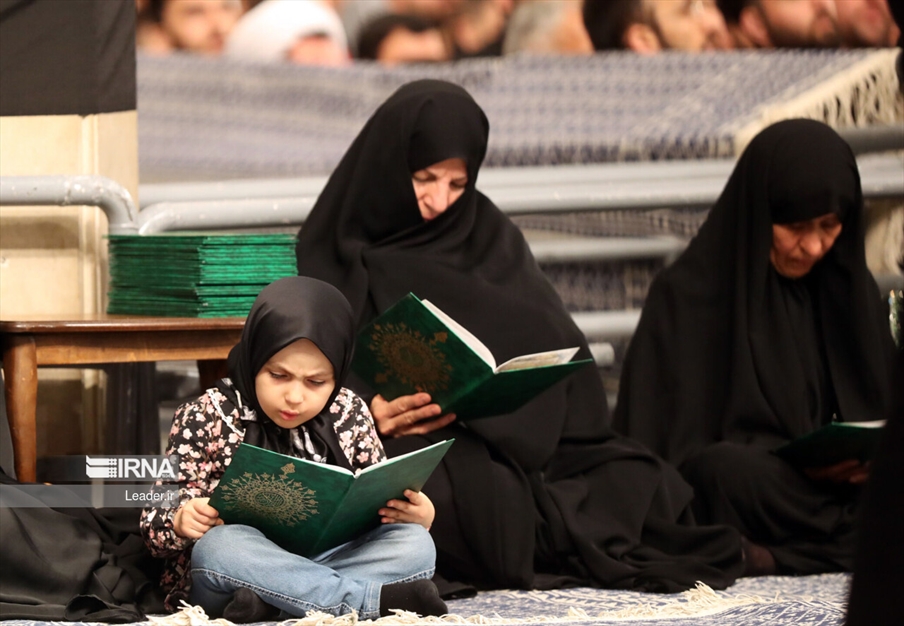 بزرگداشت شهدای خدمت در حسینیه امام خمینی(ره)