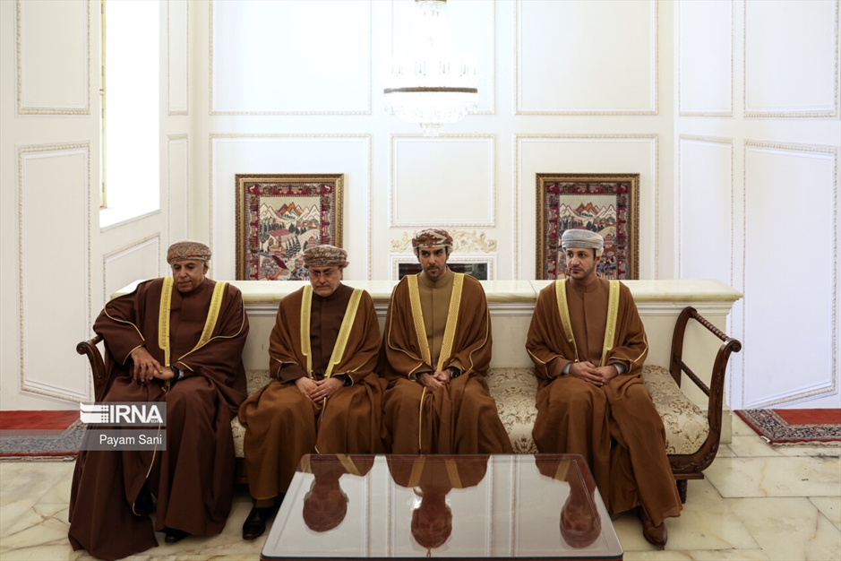 دیدار وزیر امور خارجه عمان با سرپرست وزارت خارجه