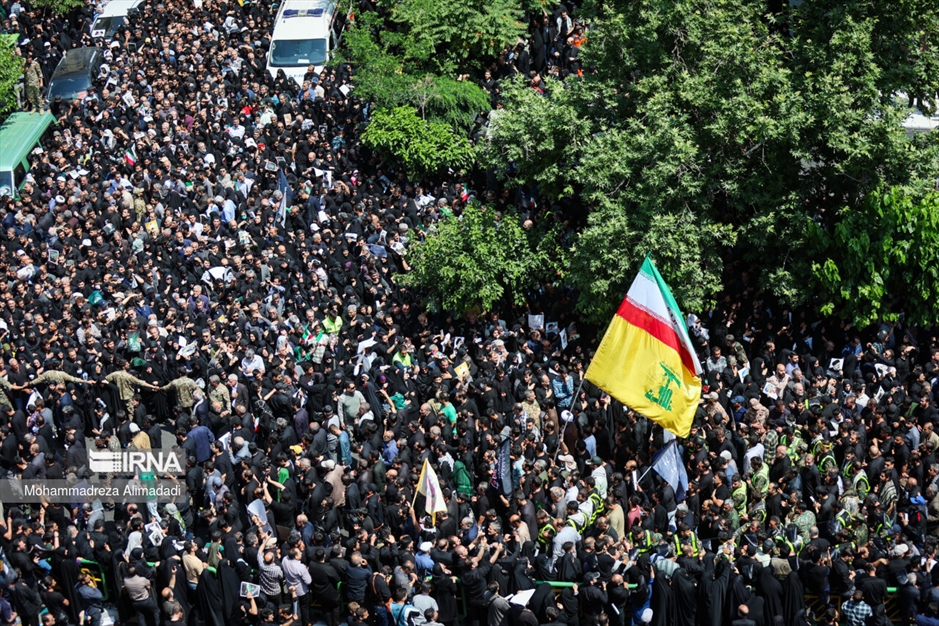 تشییع شهدای خدمت در تهران-۲