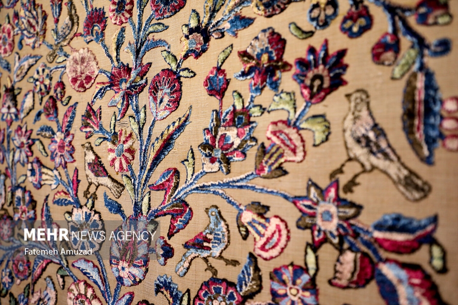 موزه فرش ایران