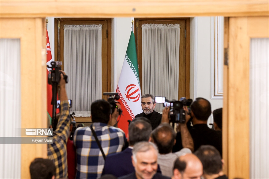 دیدار وزیر امور خارجه عمان با سرپرست وزارت خارجه