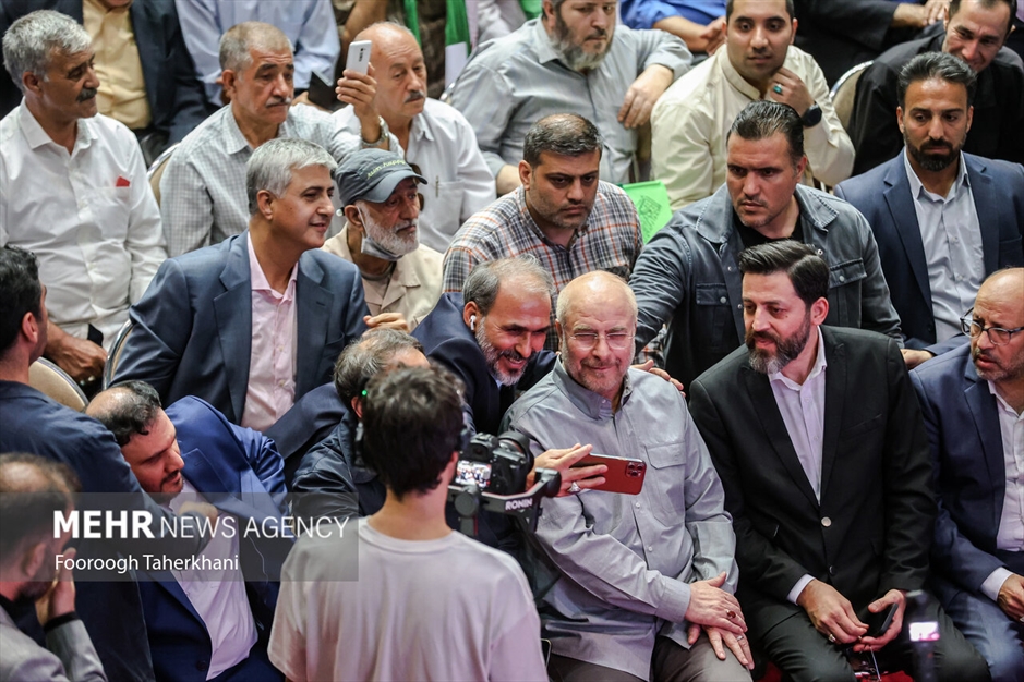 گردهمایی کارگران و بازنشستگان با حضور محمدباقر قالیباف