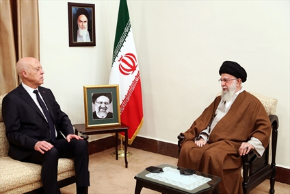 دیدار مقامات خارجی شرکت کننده در بزرگداشت رئیس جمهور شهید با رهبر انقلاب