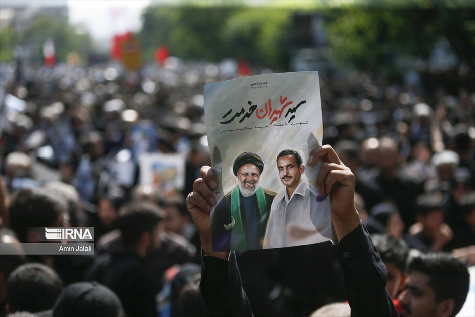 تشییع شهدای خدمت در تهران-۲