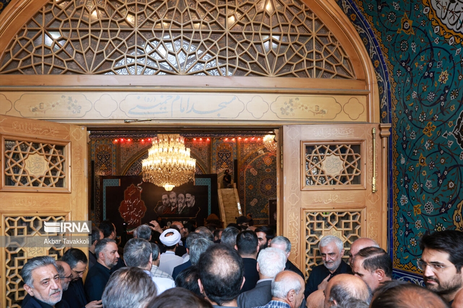 بزرگداشت شهدای خدمت در مسجد امام خمینی (ره)