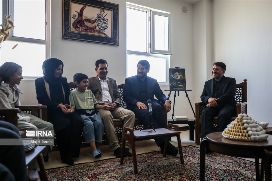 بهره برداری از خط راه‌آهن یزد - اقلید