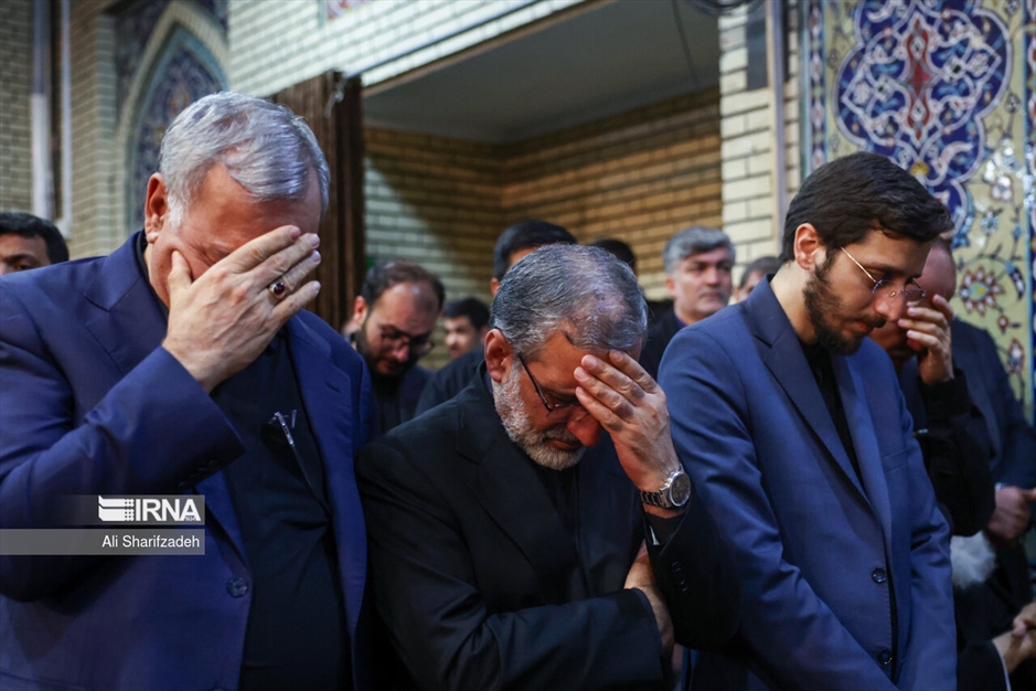 گرامیداشت رئیس جمهور شهید وهمراهان در مسجد ارک