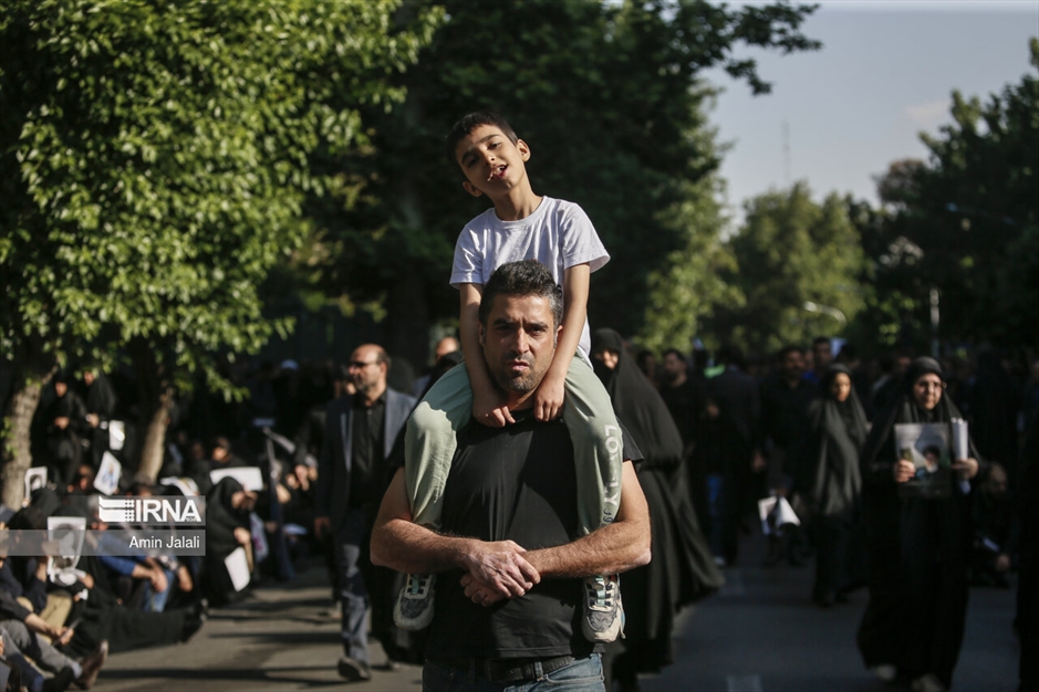 تشییع شهدای خدمت در تهران-۲