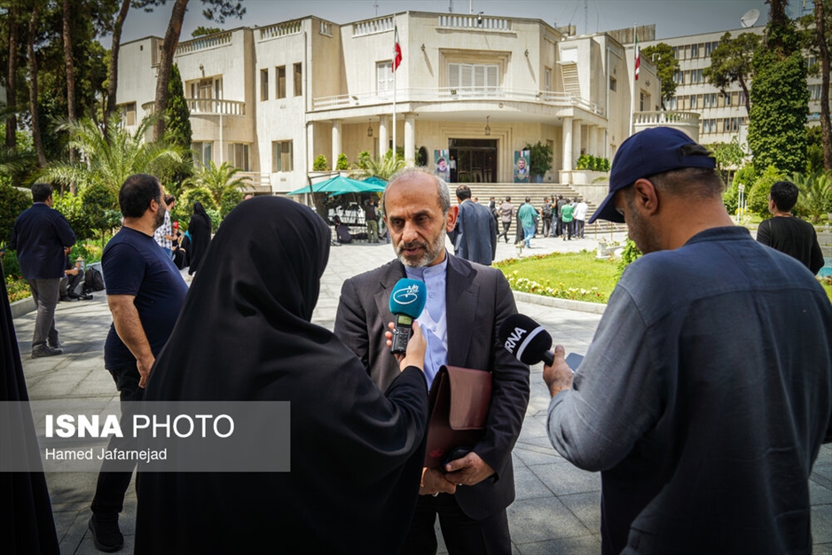 حاشیه جلسه هیات دولت - ۲۳ خرداد