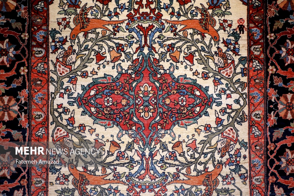 موزه فرش ایران