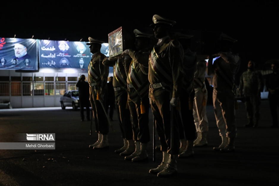 استقبال از پیکر وزیر خارجه در فرودگاه مشهد