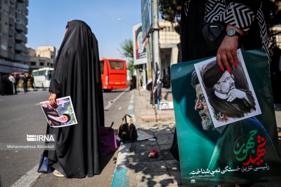 تشییع شهدای خدمت در تهران-۲