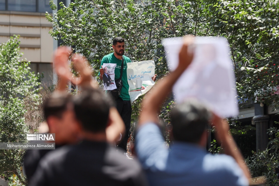 حضور «مسعود پزشکیان» در بازار شوش