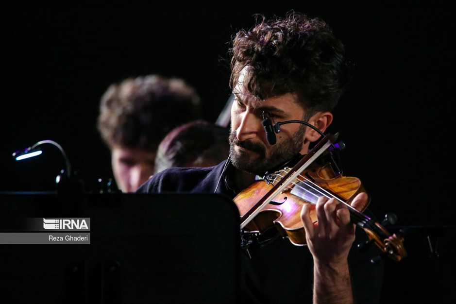 کنسرت موسیقی «علیرضا قربانی» در تخت جمشید