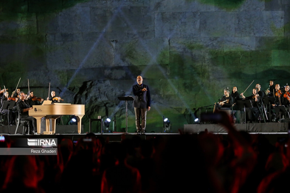 کنسرت موسیقی «علیرضا قربانی» در تخت جمشید