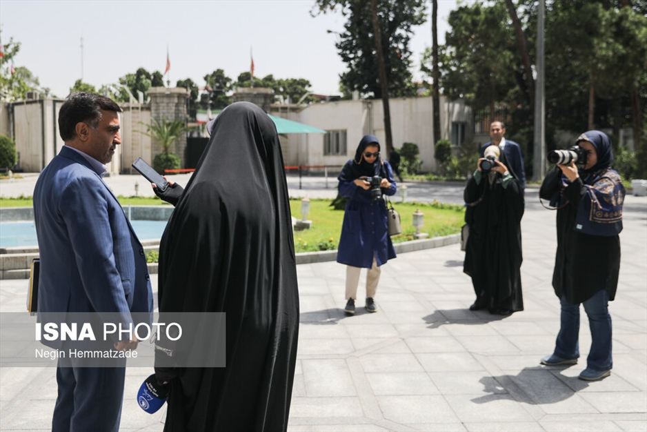 حاشیه جلسه هیات دولت - ۱۳ تیر