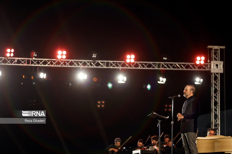 کنسرت موسیقی «علیرضا قربانی» در تخت جمشید