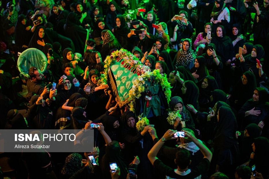 عزاداری هفتمین روز محرم در تکیه تجریش