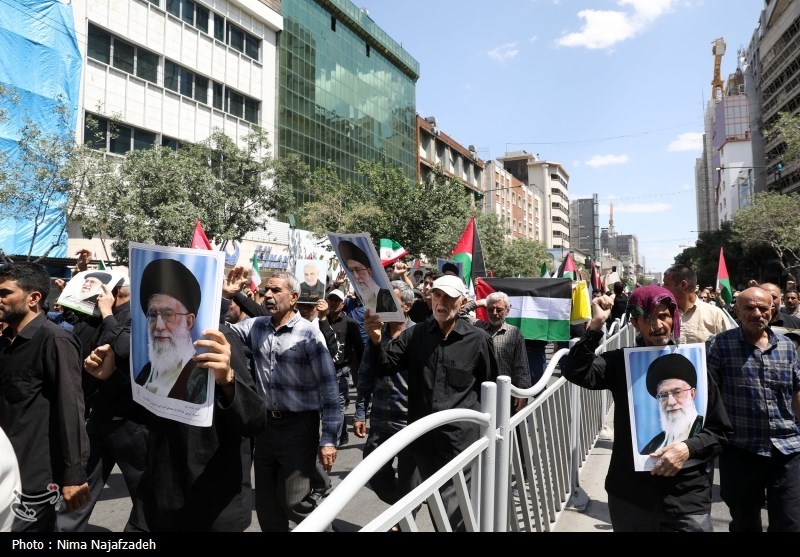 اجتماع مردم مشهد در محکومیت جنایات اسرائیل در غزه