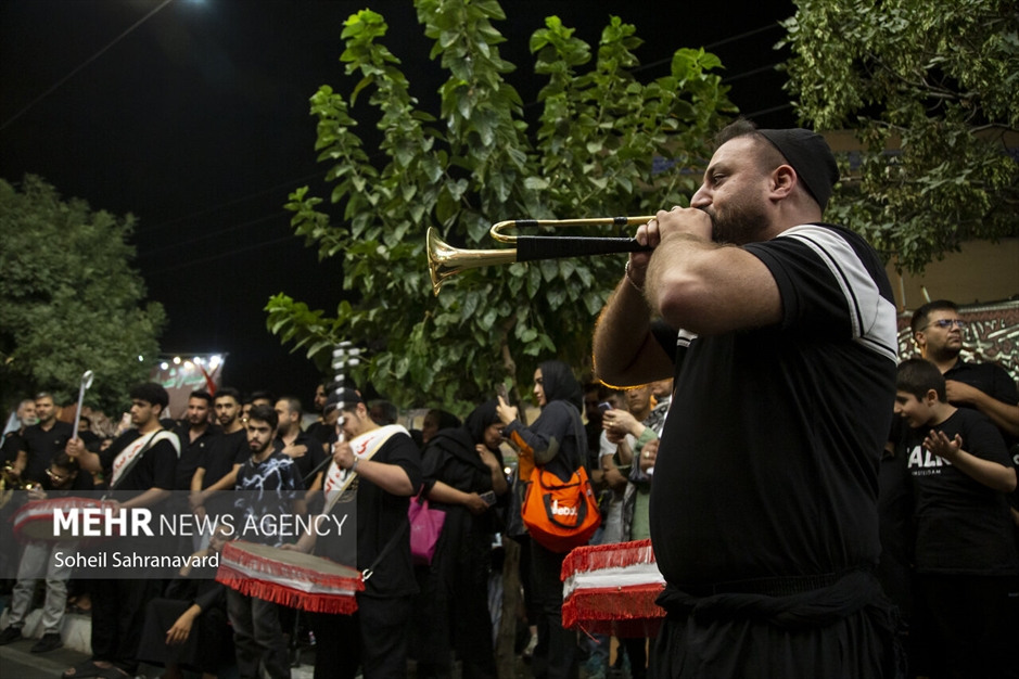 آیین مشعل گردانی در دولت آباد