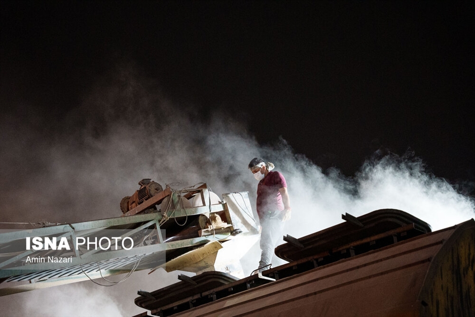 بارگیری گندم در سیلوی اهواز